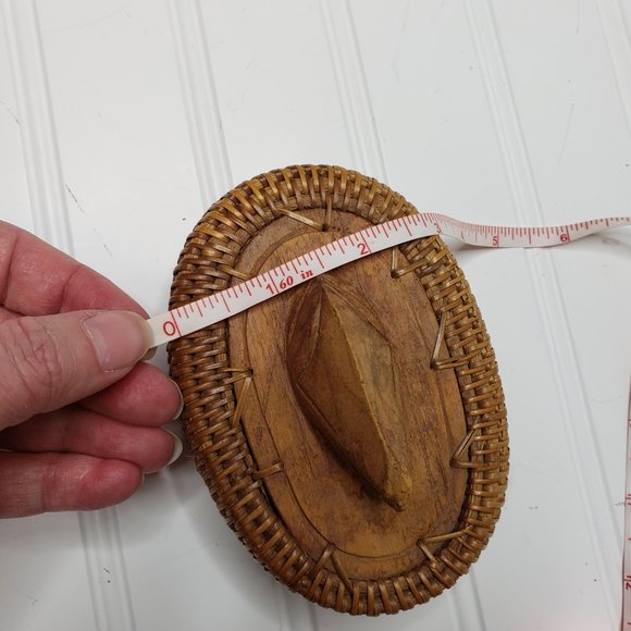 VTG Lombok Carved Wood Frog Rattan Basket Weave Indonesian Island Trinket Box - Picture 7 of 11